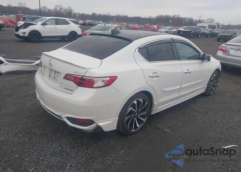 2018 Acura Ilx Special Edition z USA, uszkodzony, nr VIN 19UDE2F49JA003419